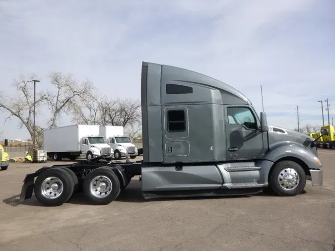 2022 Kenworth T680