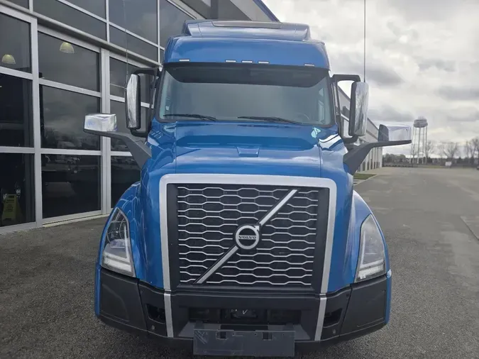 2025 VOLVO VNL64T860