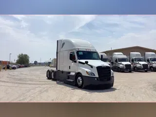 2022 Freightliner Cascadia