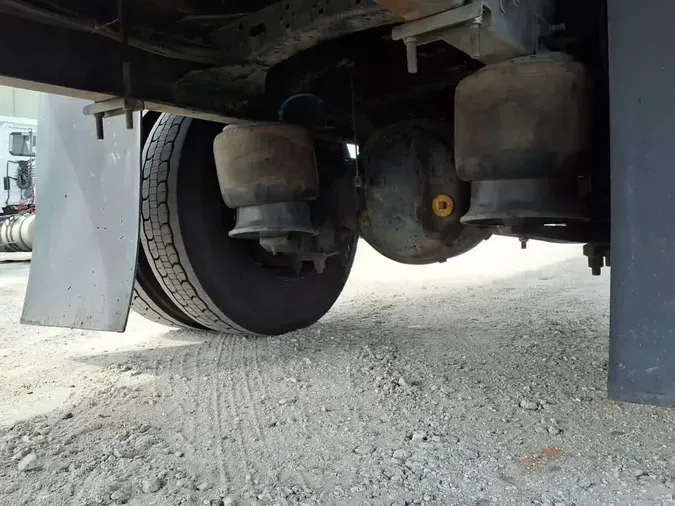 2019 FREIGHTLINER/MERCEDES M2 106