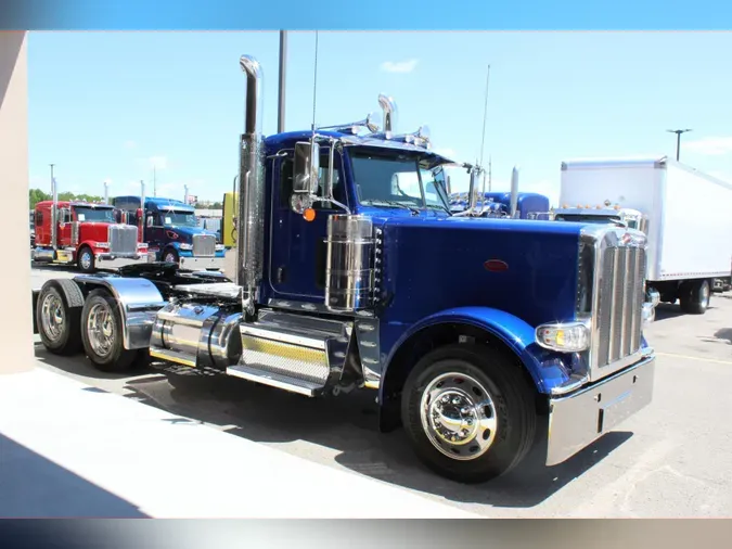 2024 Peterbilt 389