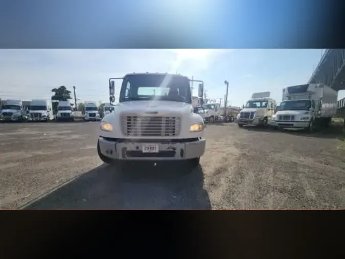 2016 FREIGHTLINER/MERCEDES M2 106