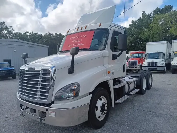 2019 FREIGHTLINER CASCADIA 125