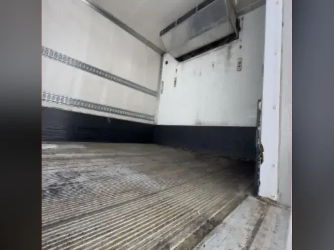 2020 FREIGHTLINER/MERCEDES M2 106