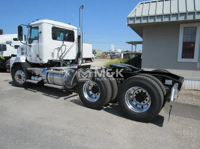 2025 MACK AN64T