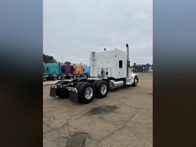 2026 PETERBILT 567