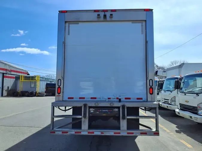 2019 FREIGHTLINER/MERCEDES M2 106