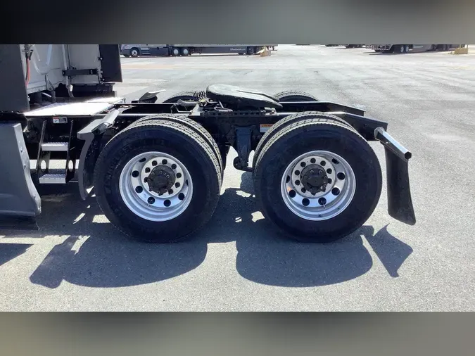2021 Freightliner Cascadia 1260f1ad055fe38e4df182e0447a730782b