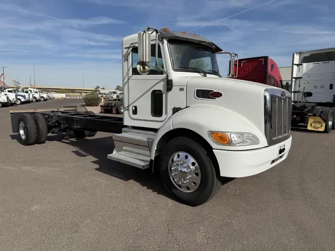 2019 Peterbilt 337