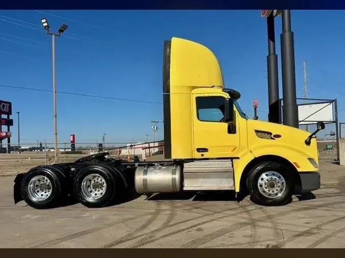 2021 Peterbilt 579