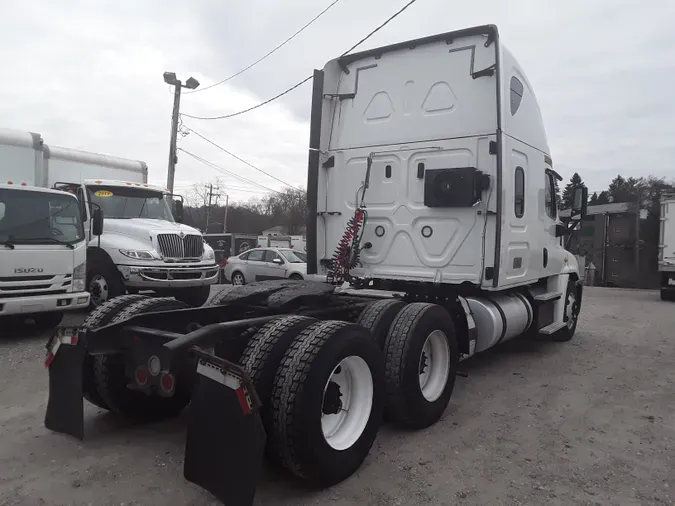 2019 FREIGHTLINER/MERCEDES CASCADIA 125