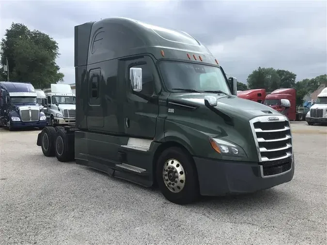 2021 FREIGHTLINER CA126
