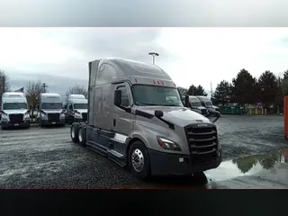 2022 Freightliner Cascadia 126