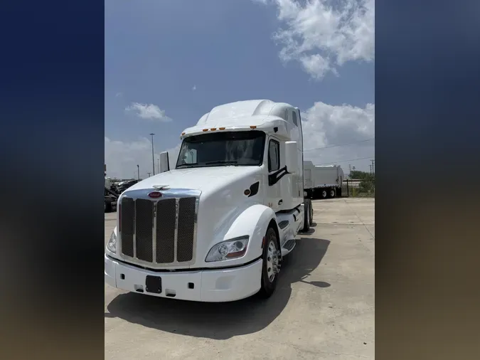 2022 Peterbilt 579