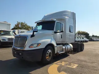2019 NAVISTAR INTERNATIONAL LT625 SLPR CAB
