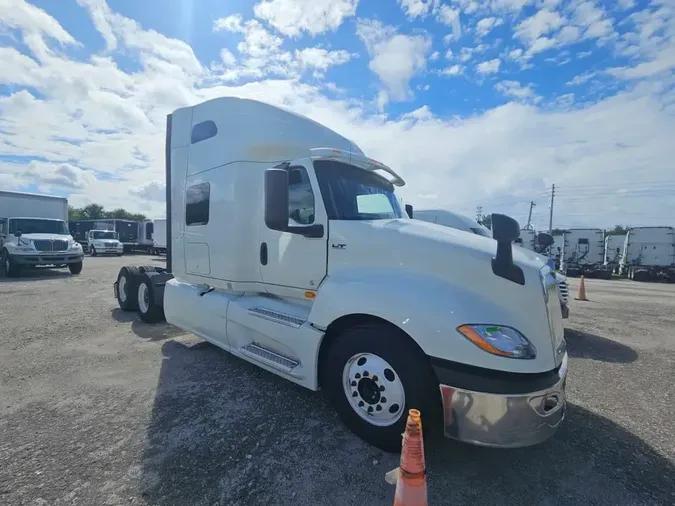 2020 NAVISTAR INTERNATIONAL LT625 SLPR CAB