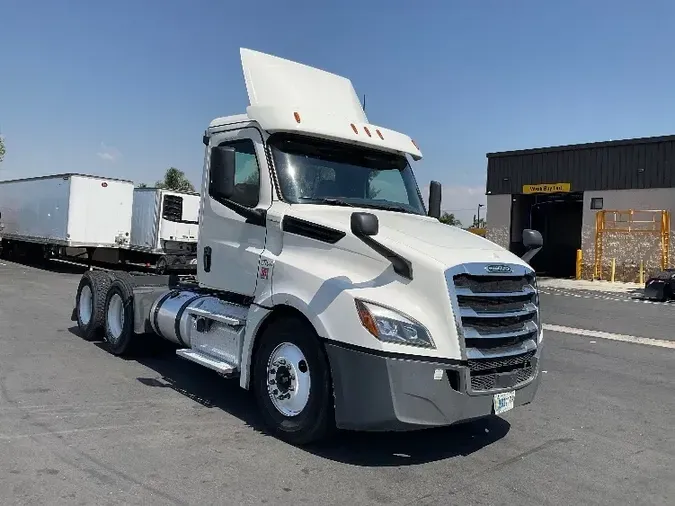 2019 Freightliner T12664ST0f31d0056366a2fc5706c54484302ed8