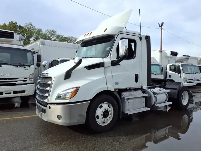 2020 FREIGHTLINER/MERCEDES NEW CASCADIA 1160f3228cf3bad831c9f56ae6c5f4eb397