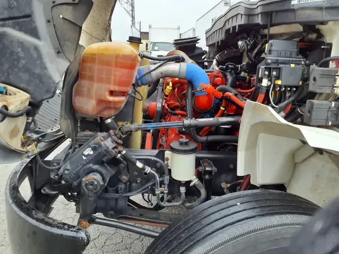 2019 NAVISTAR INTERNATIONAL 4300