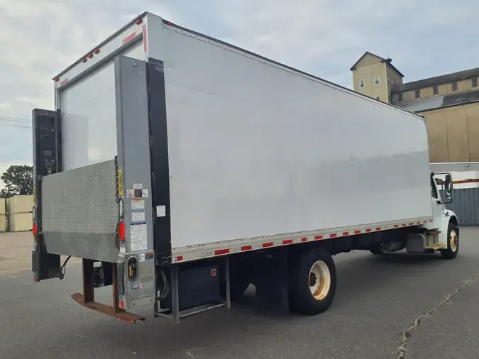 2019 FREIGHTLINER M2 106