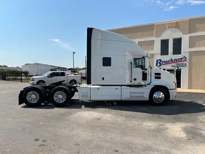 2024 MACK AN64T70