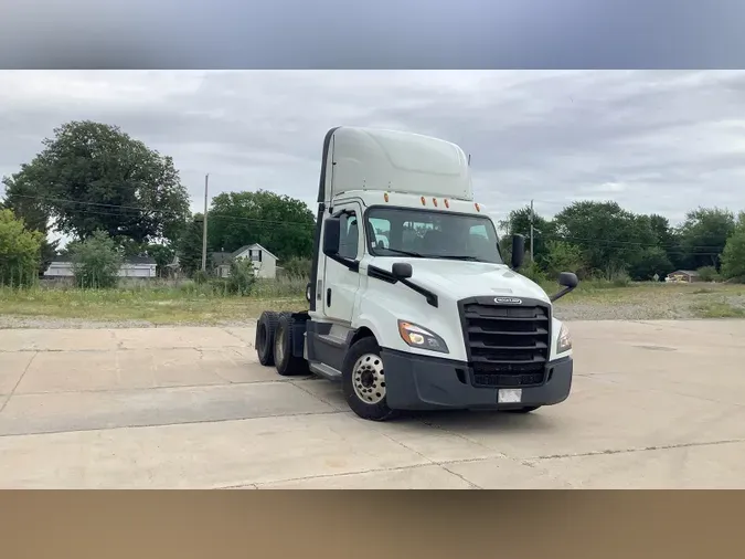 2020 Freightliner Cascadia 1260f3fffda58e611b7254211d98bf10ac8