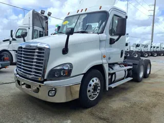 2018 FREIGHTLINER/MERCEDES CASCADIA 125