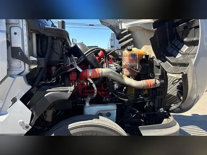 2022 INTERNATIONAL LT