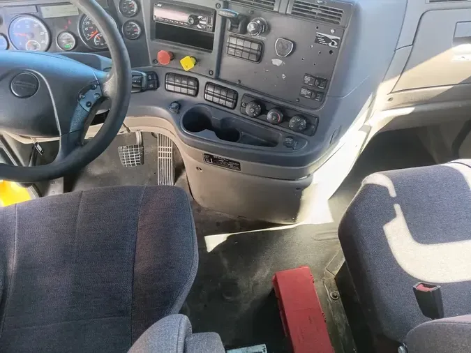 2019 FREIGHTLINER CASCADIA 113