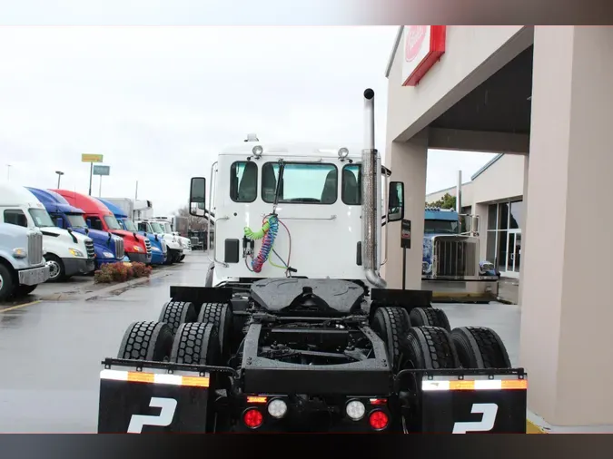 2018 Peterbilt 567