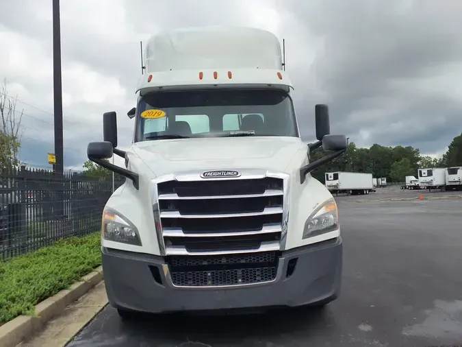 2019 FREIGHTLINER/MERCEDES NEW CASCADIA 1160f44c45f0d8f0e6437ec7de14eb46c37