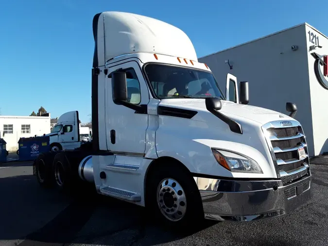 2020 FREIGHTLINER/MERCEDES NEW CASCADIA PX12664