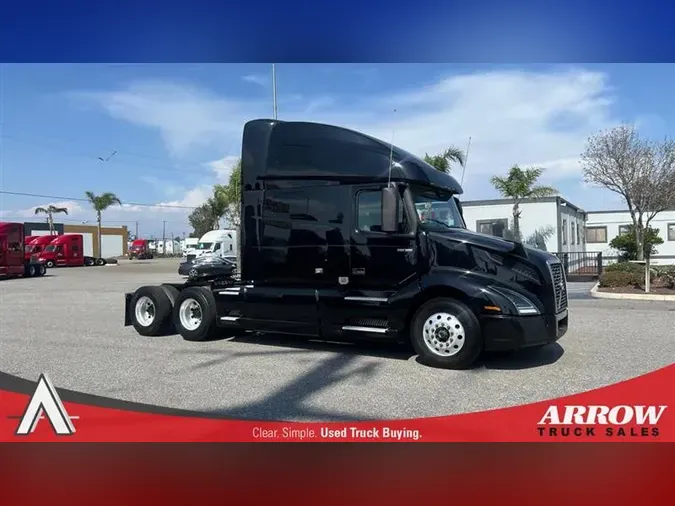 2020 VOLVO VNL760