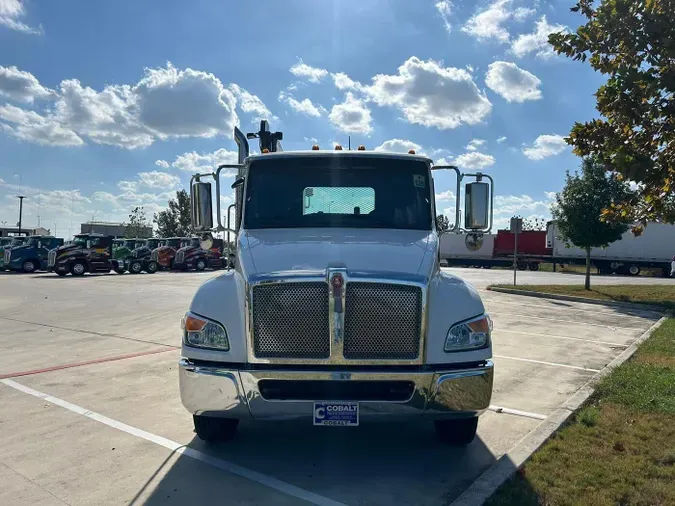 2025 Kenworth T280