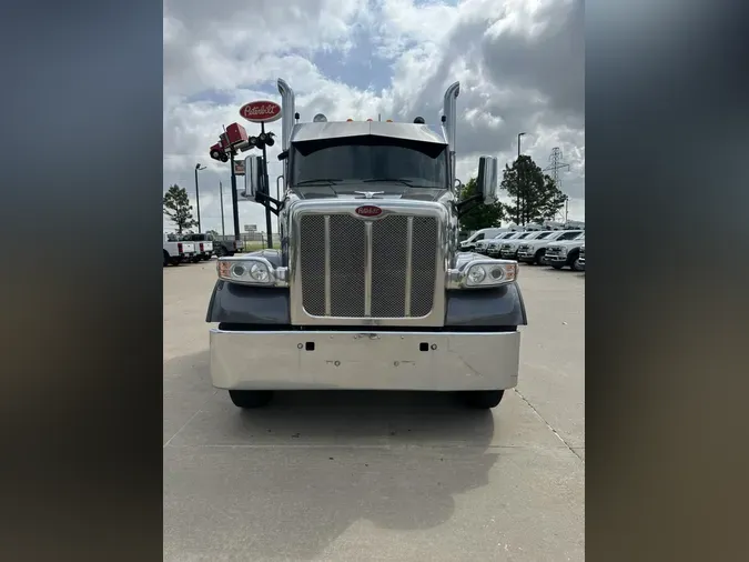 2021 Peterbilt 567
