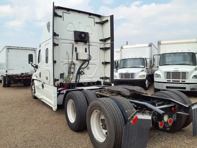 2018 FREIGHTLINER/MERCEDES CASCADIA 125