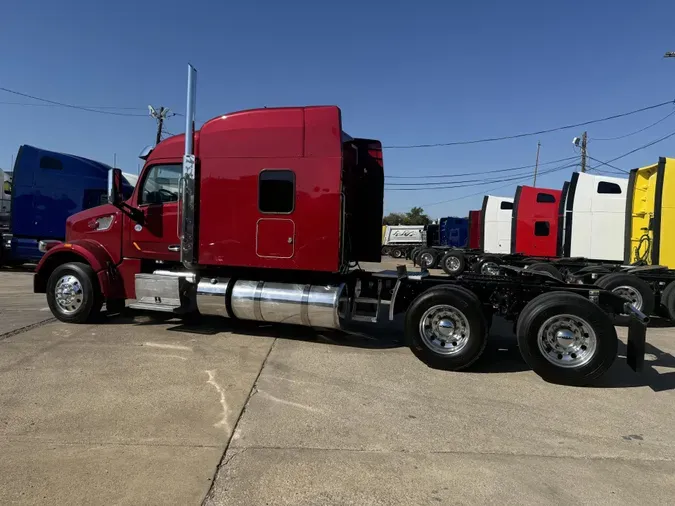 2022 Peterbilt 567