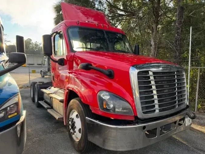 2019 FREIGHTLINER/MERCEDES CASCADIA 125