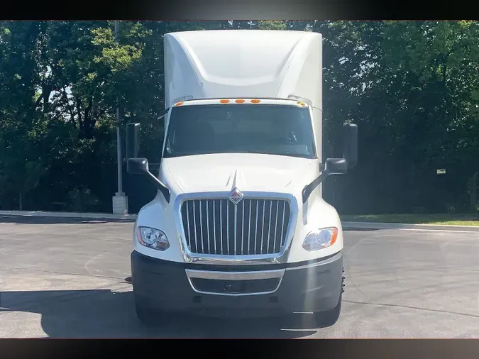 2022 INT LT625 6x4