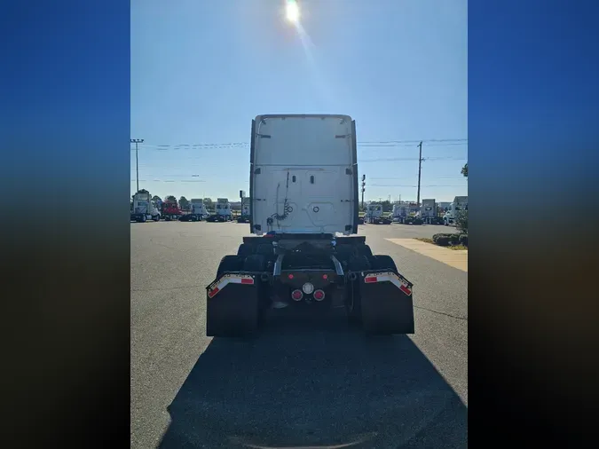 2019 FREIGHTLINER/MERCEDES CASCADIA 125