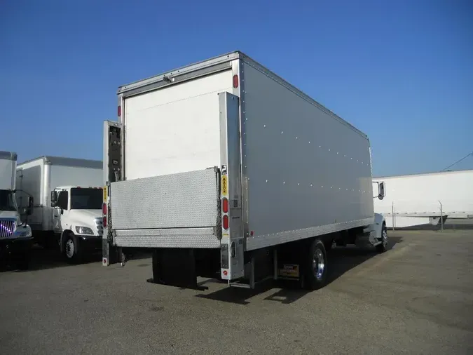 2017 Peterbilt 337