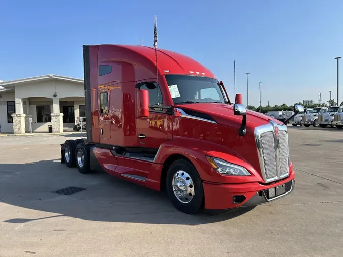 2024 Kenworth T680