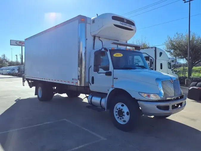 2020 NAVISTAR INTERNATIONAL MV607 (4X2)