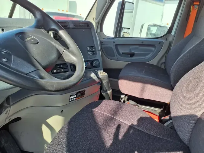 2019 FREIGHTLINER/MERCEDES CASCADIA 125