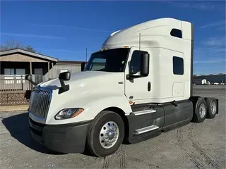2018 INTERNATIONAL LT