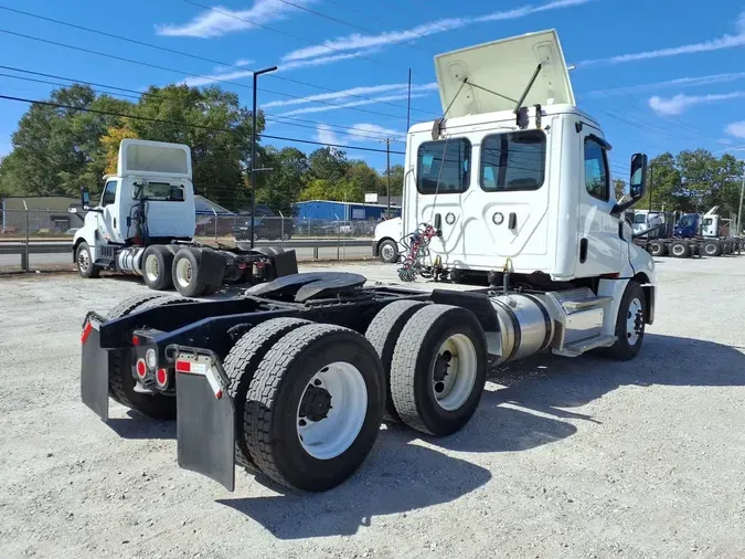 2019 FREIGHTLINER/MERCEDES NEW CASCADIA PX12664