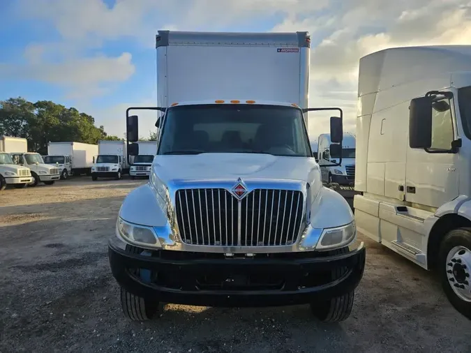 2019 NAVISTAR INTERNATIONAL 4300