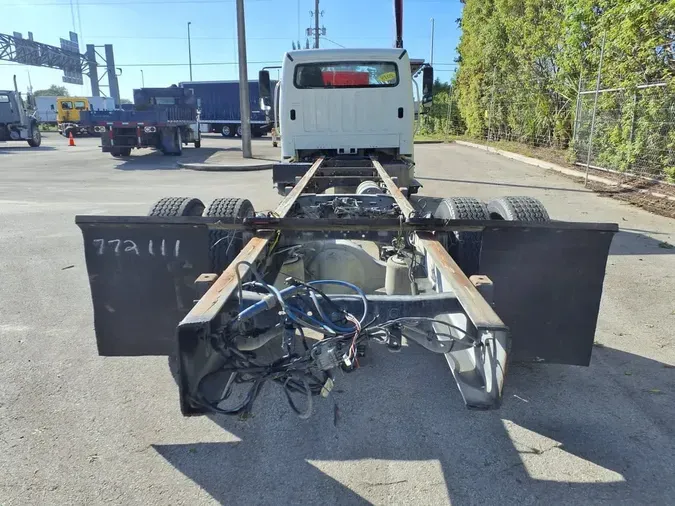 2018 FREIGHTLINER/MERCEDES M2 106