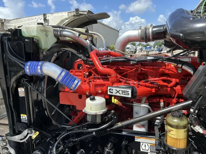 2022 Peterbilt 389