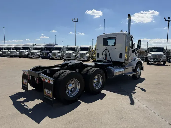 2021 Peterbilt 567